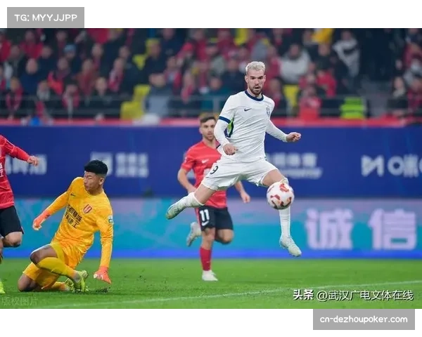 武汉三镇前场压迫强度高 迫使对手失误创造机会